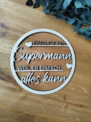 https://woelkchen.nrw/Shop/Vatertag/artikel_Holzring-Papa-ist-ein-Supermann-_125.html